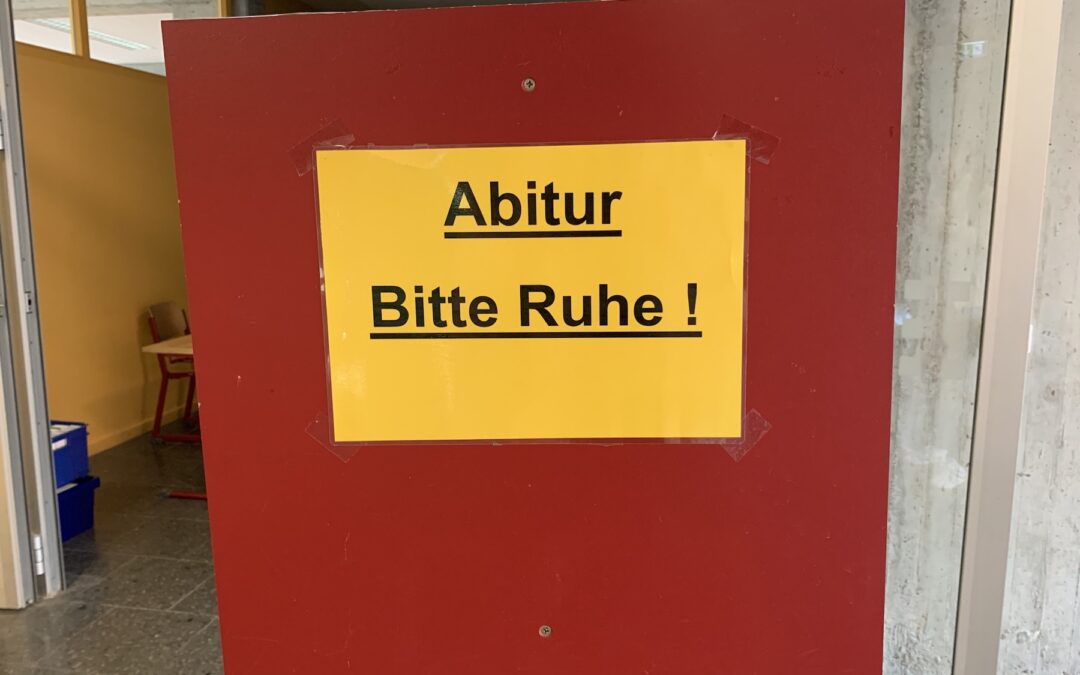 Schlussspurt im schriftlichen Abitur: Mathematik-Abiturprüfungen am 03. Mai