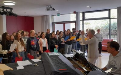 Der Unterstufenchor des Scheffold-Gymnasiums probt für einen großen Auftritt